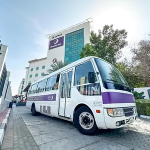3* מלון Premier International Airport
