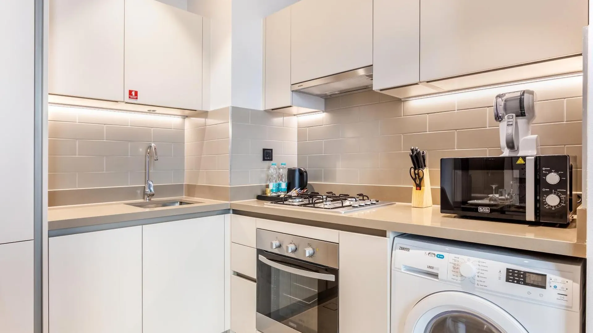 Stay By Latinem Luxury 2Br Holiday Home Cva 2814 Near Burj Khalifa 0*, Dubai